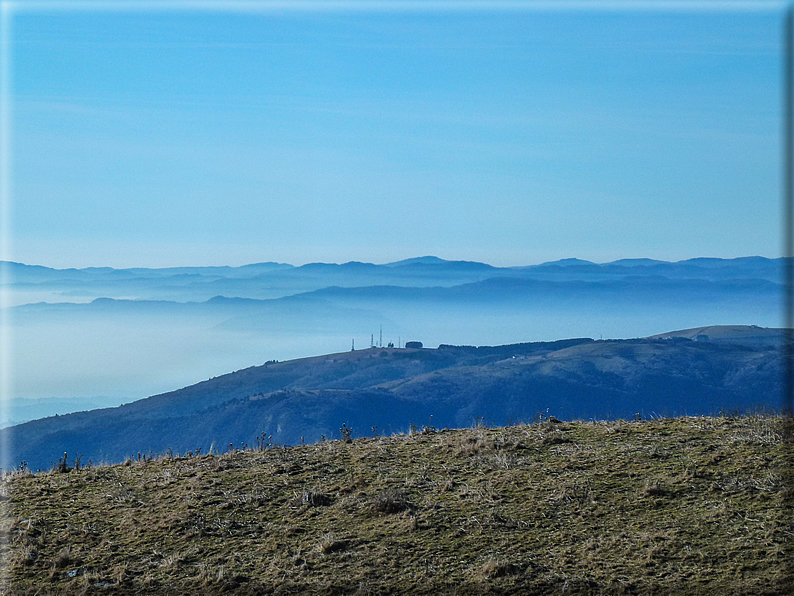 foto Salita al Col Serai e Cima Grappa